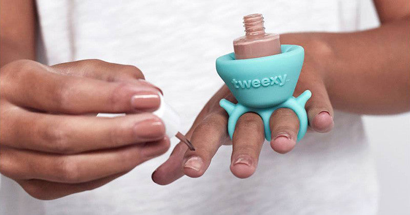 How Our Wearable Nail Polish Holder Can Simplify Your Beauty Regimen